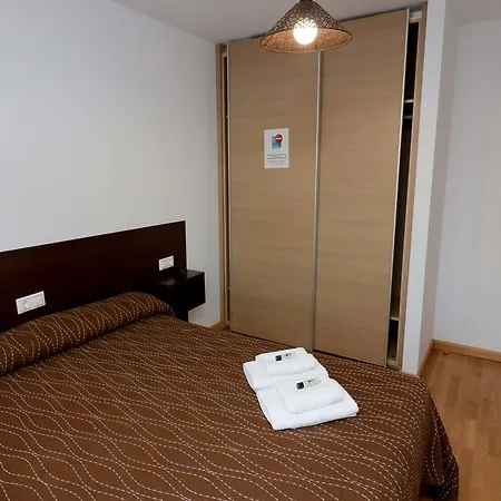 Pensión Casasnovas 2*