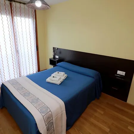 Pensión Casasnovas 2*